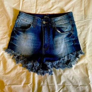 New jean shorts Medium